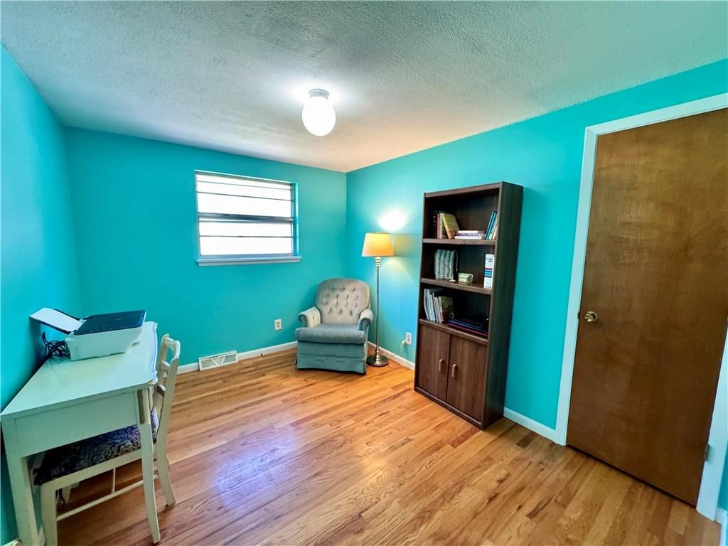 2809 Girard Avenue — photo 22