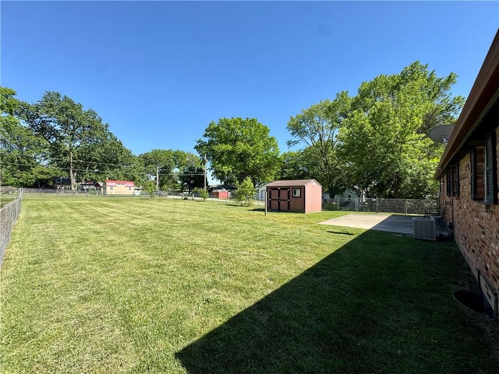 2809 Girard Avenue — photo 27