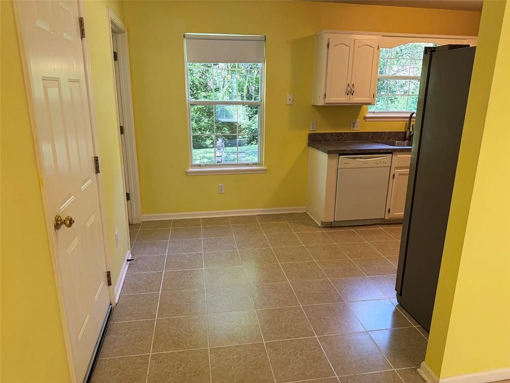 1024 E Gudgell Avenue — photo 17