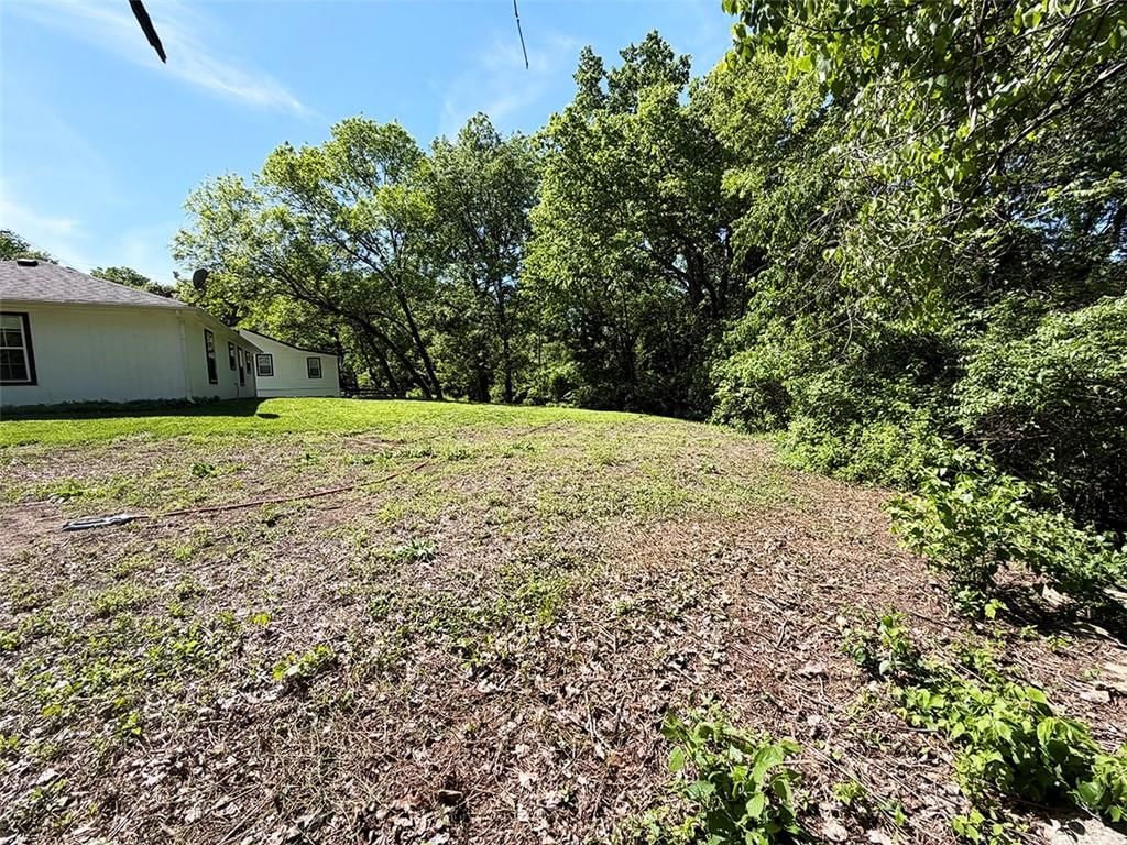 1024 E Gudgell Avenue — photo 57
