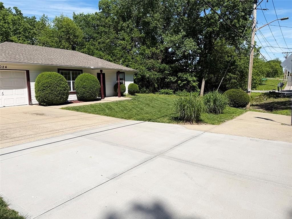 1024 E Gudgell Avenue — photo 69