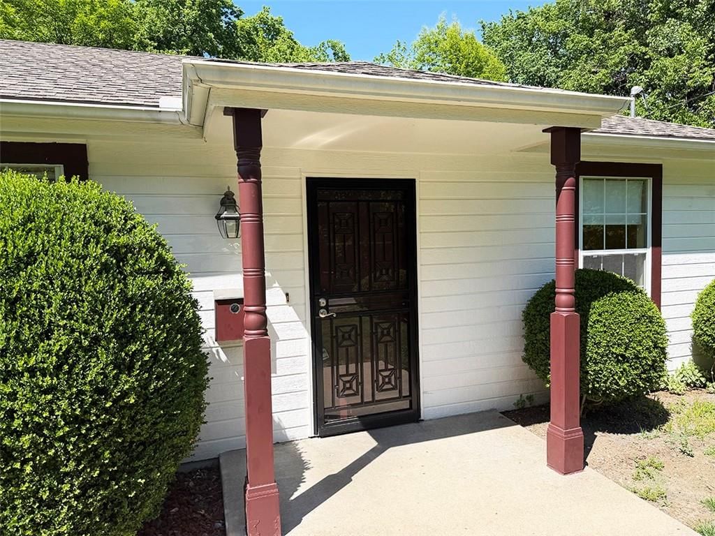 1024 E Gudgell Avenue — photo 73