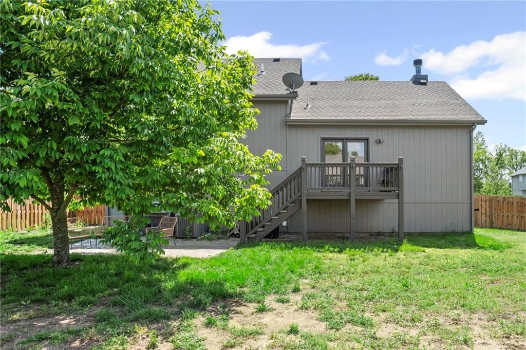 731 River Drive — photo 28