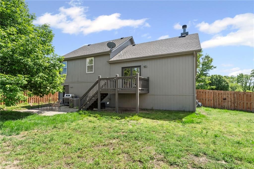 731 River Drive — photo 30