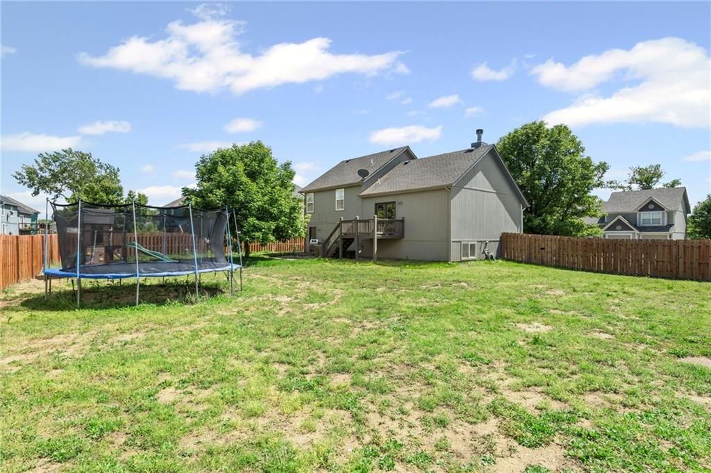 731 River Drive — photo 31
