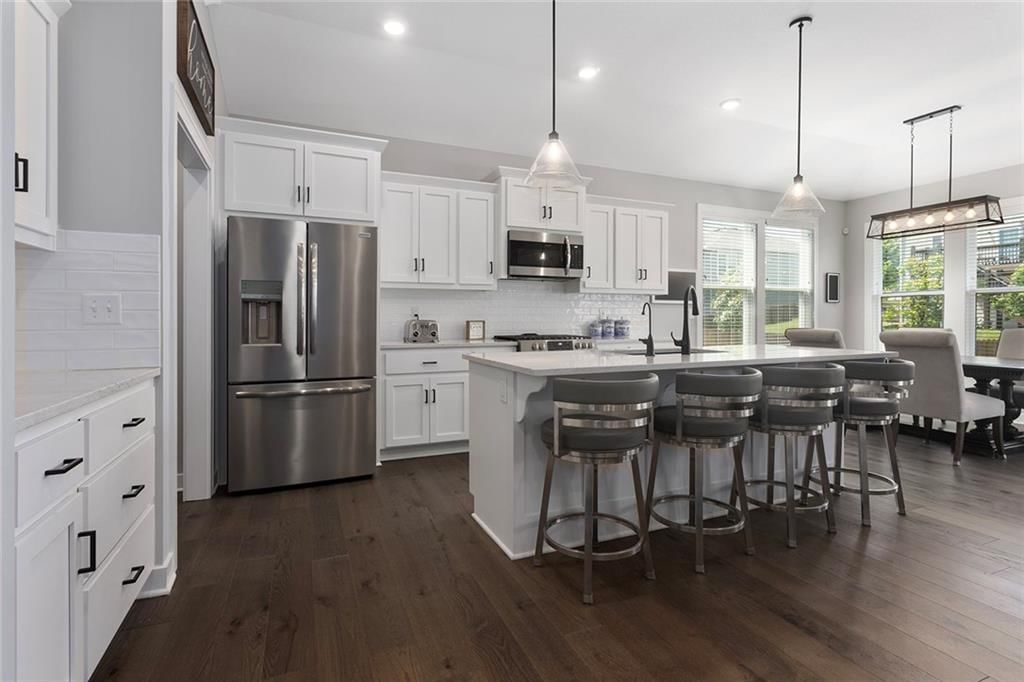141 SE Griffin Street — photo 7