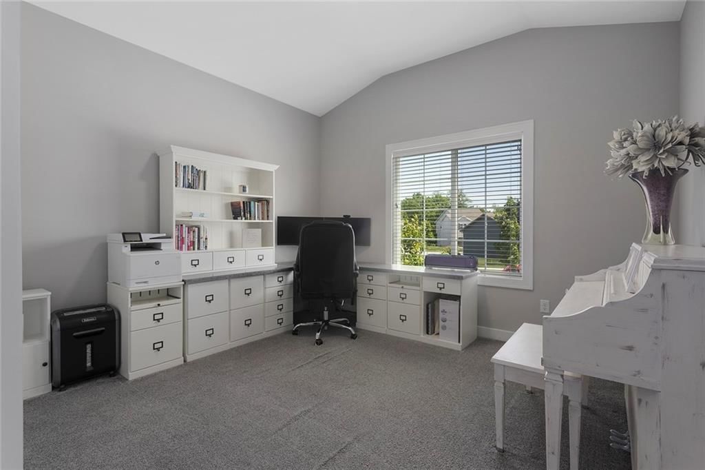 141 SE Griffin Street — photo 14