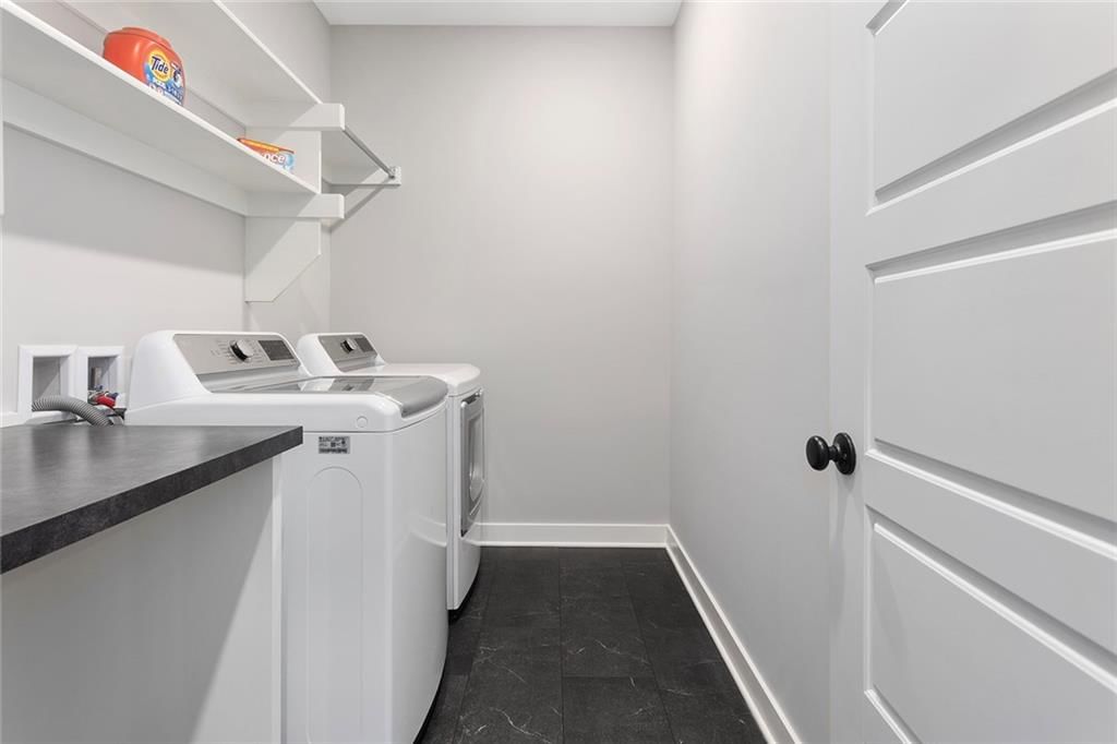 141 SE Griffin Street — photo 17