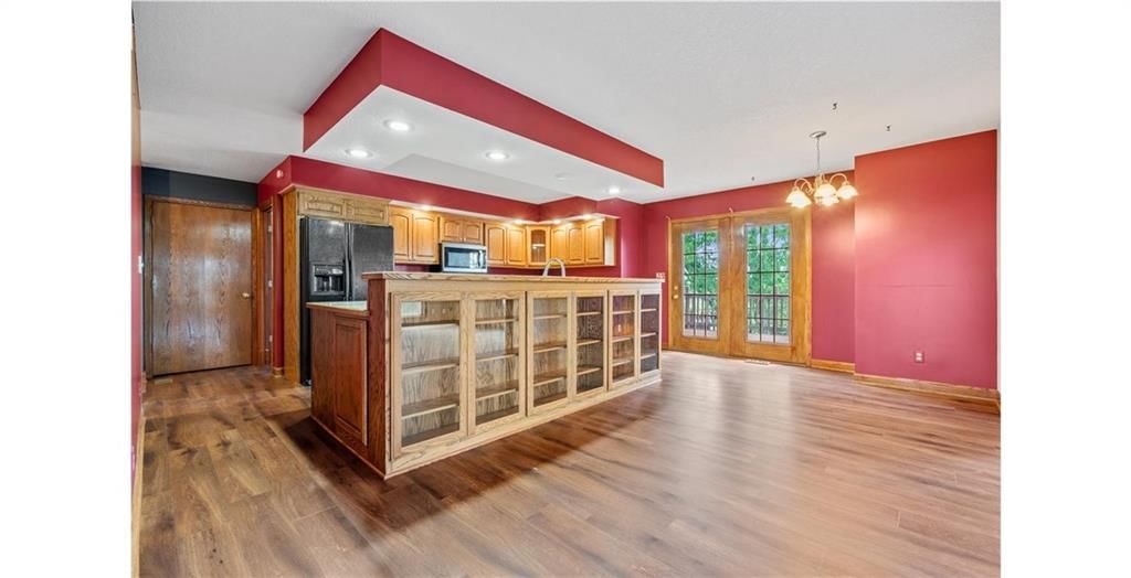 8747 Southpoint Drive — photo 12