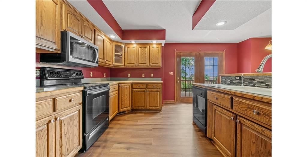 8747 Southpoint Drive — photo 13