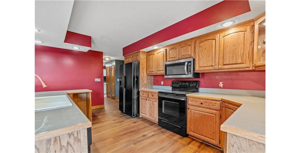 8747 Southpoint Drive — photo 14