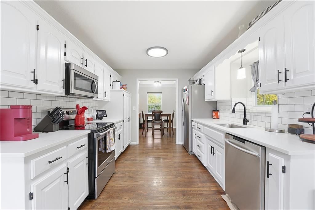 3912 SW Linden Circle — photo 8