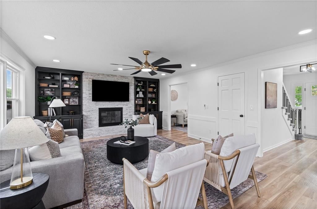 646 NE Saint Andrews Court — photo 9