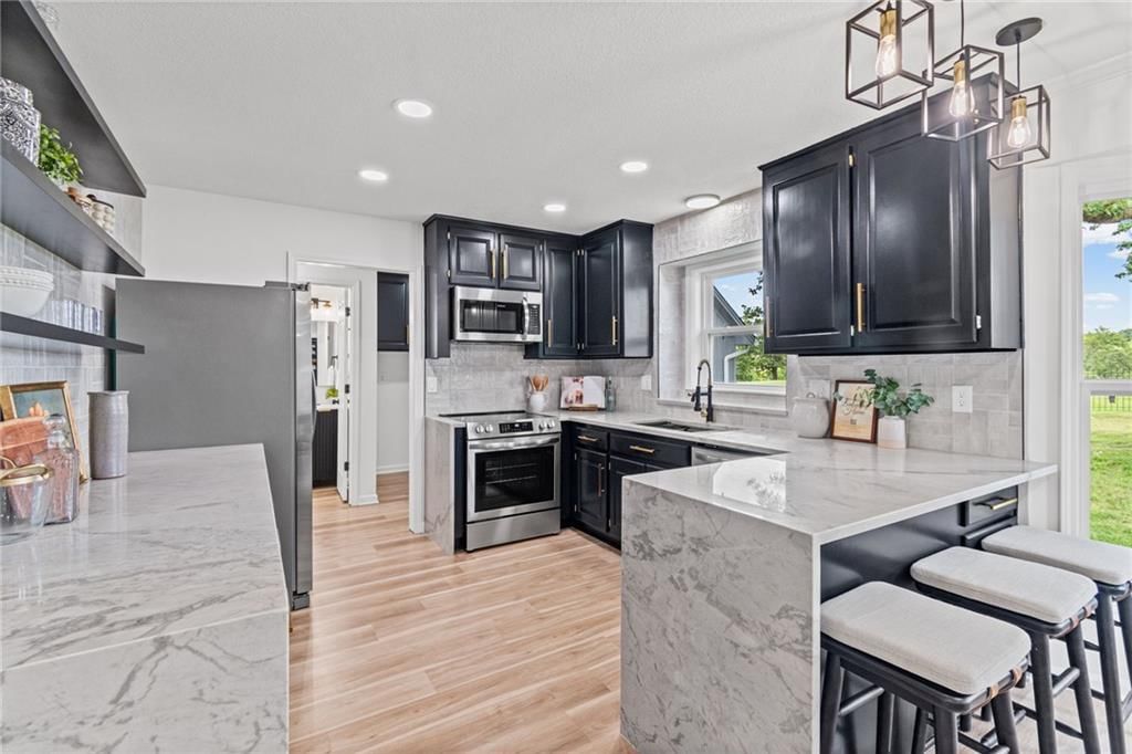 646 NE Saint Andrews Court — photo 12