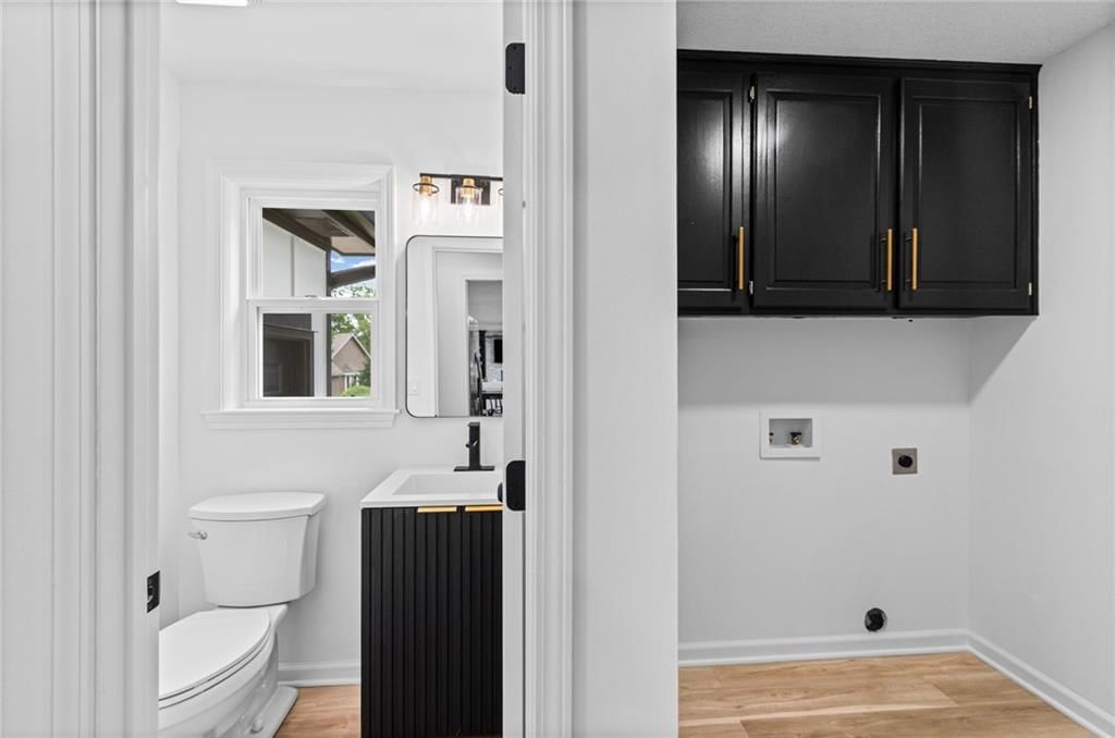 646 NE Saint Andrews Court — photo 16