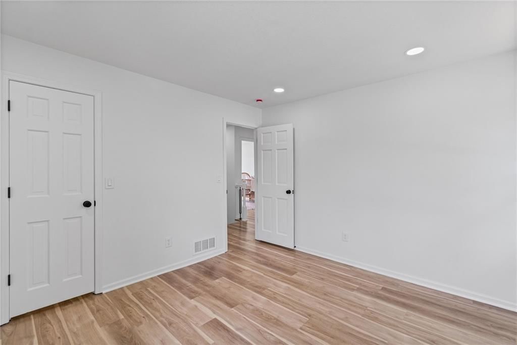 646 NE Saint Andrews Court — photo 21