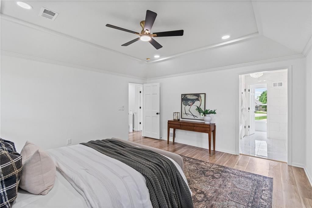 646 NE Saint Andrews Court — photo 28