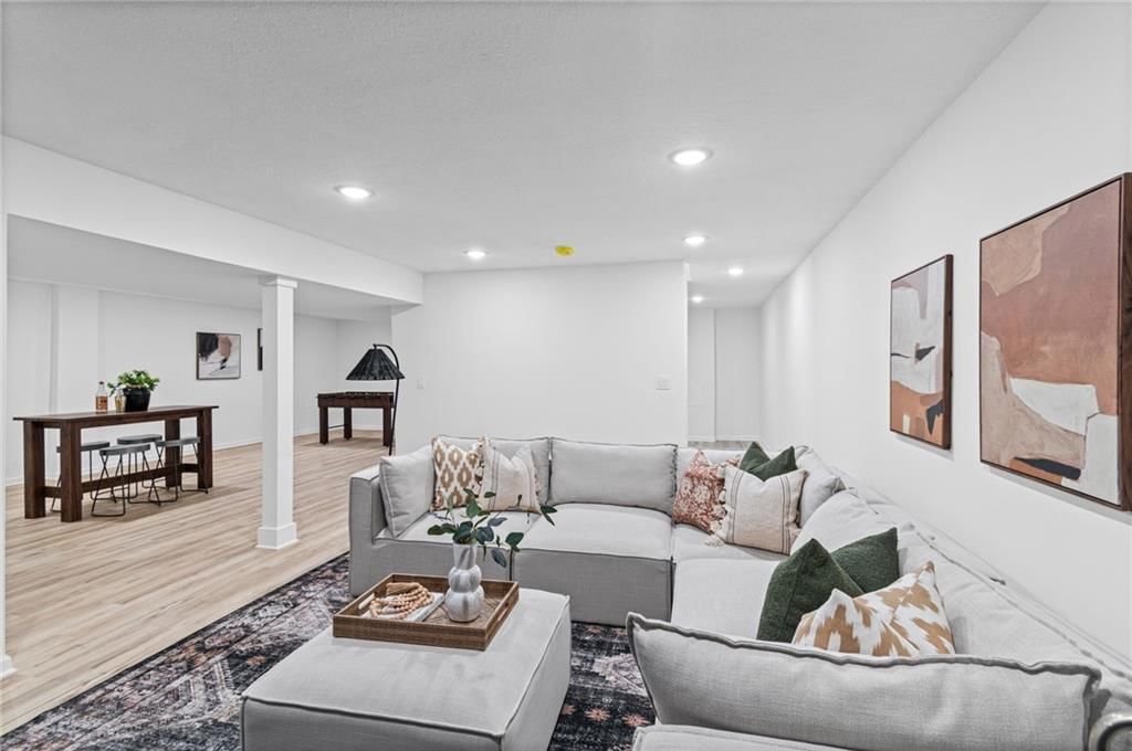 646 NE Saint Andrews Court — photo 34