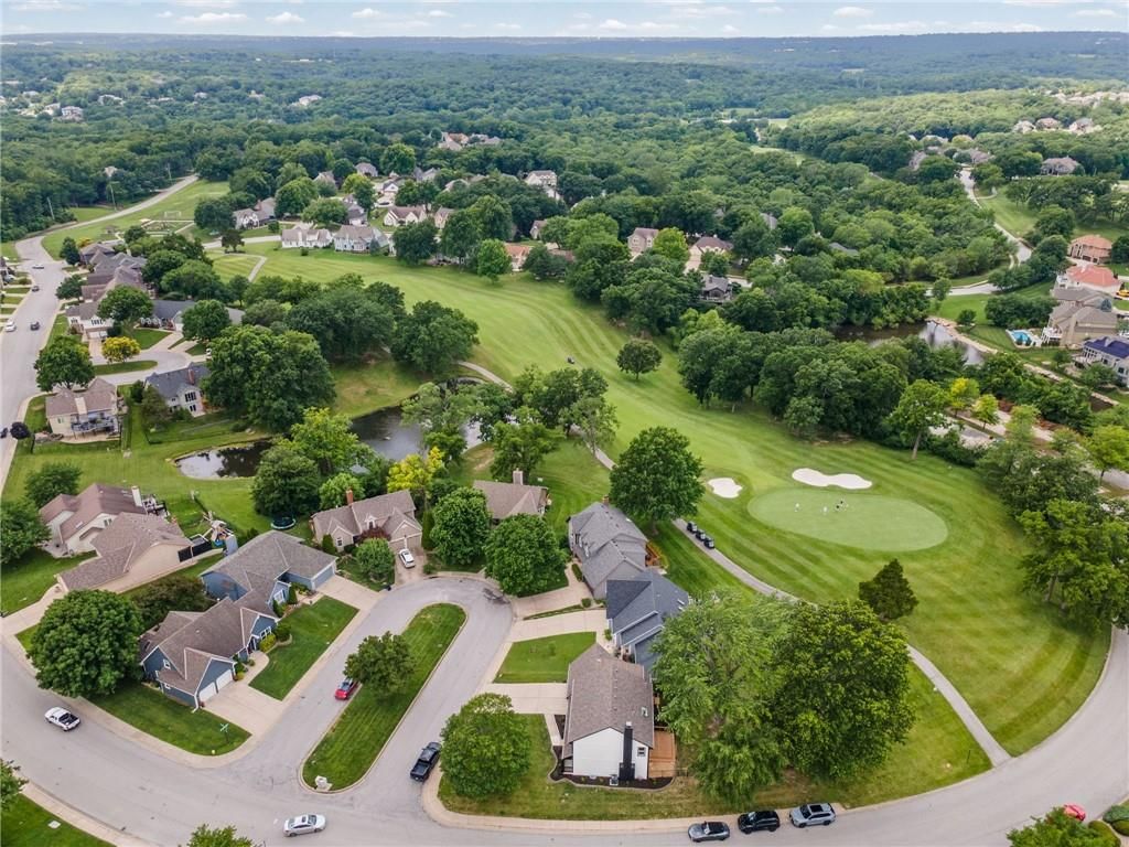 646 NE Saint Andrews Court — photo 47