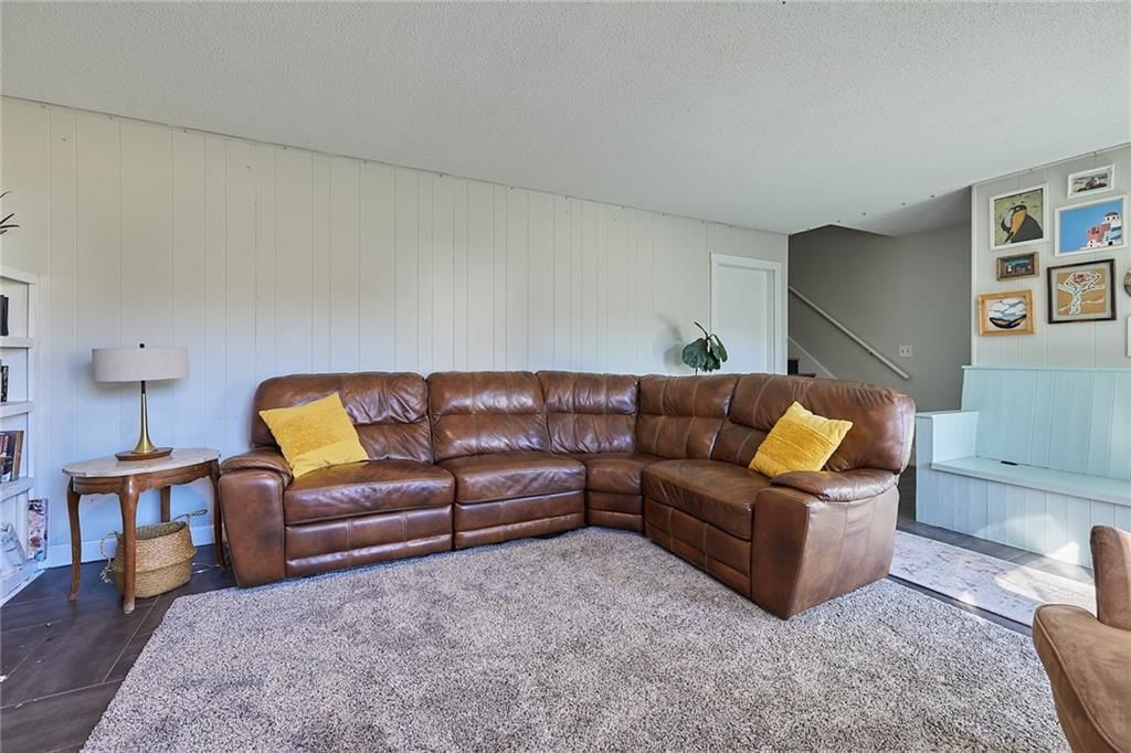 12719 CRYSTAL Avenue — photo 16