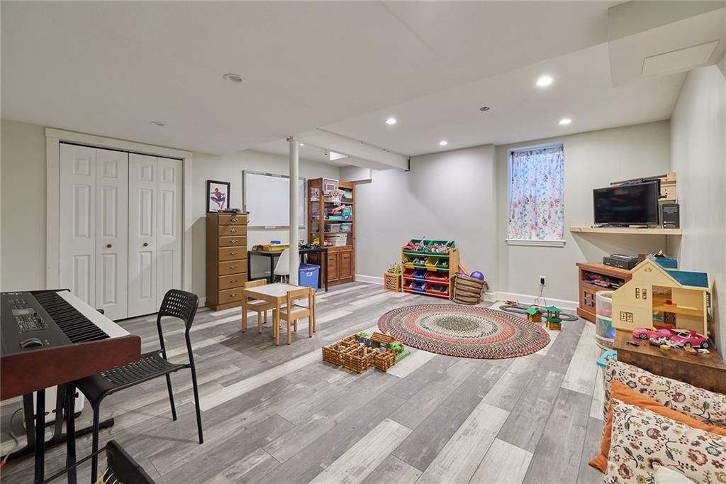12719 CRYSTAL Avenue — photo 18
