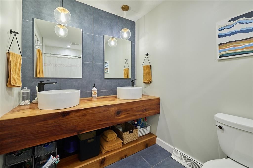 12719 CRYSTAL Avenue — photo 22