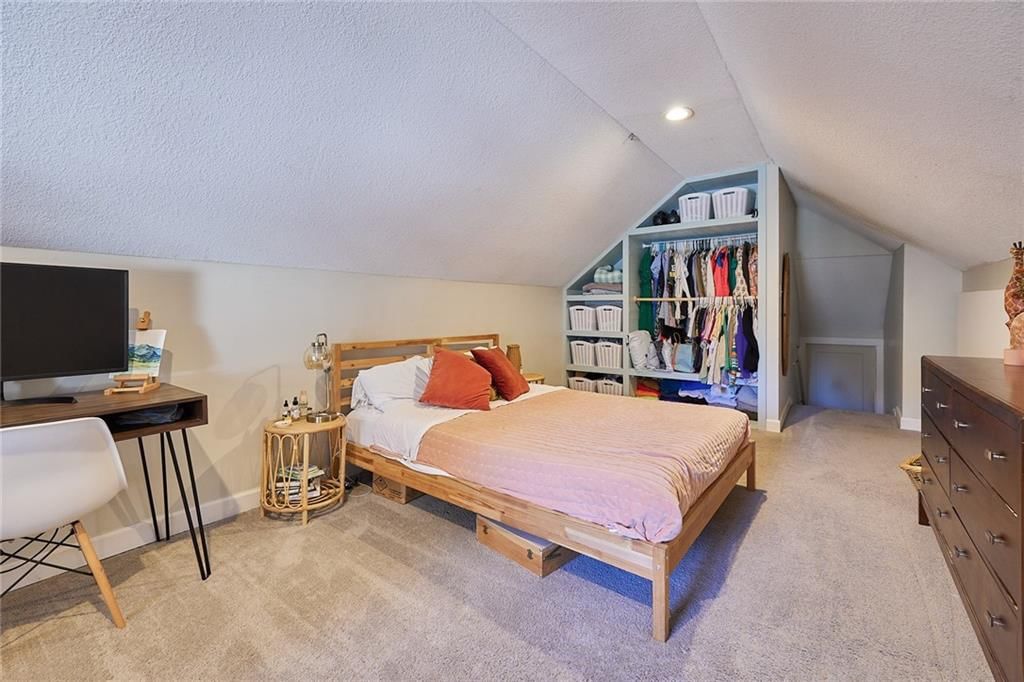 12719 CRYSTAL Avenue — photo 33