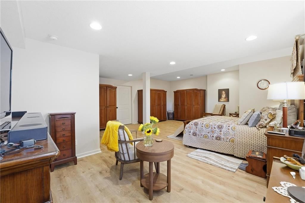 9308 N Bellview Avenue — photo 38