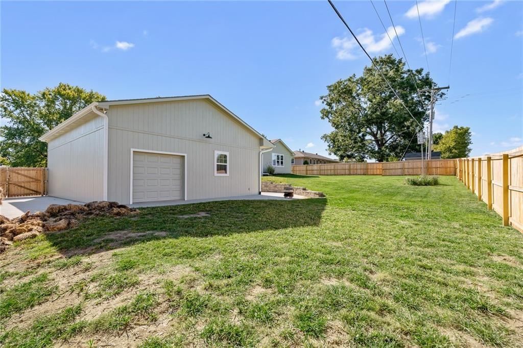 8630 Hilltop Road — photo 6