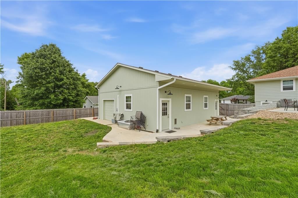 8630 Hilltop Road — photo 32