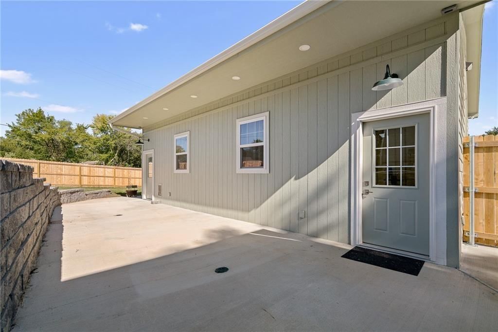 8630 Hilltop Road — photo 38