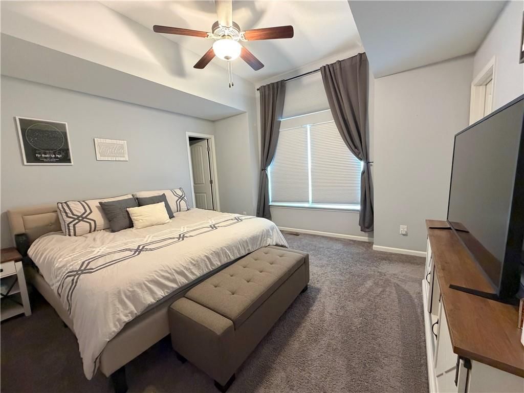 21401 Noble Street — photo 20