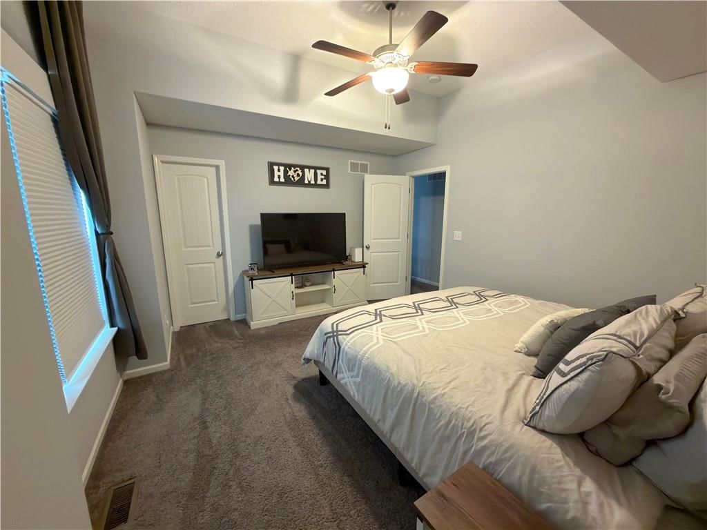 21401 Noble Street — photo 21