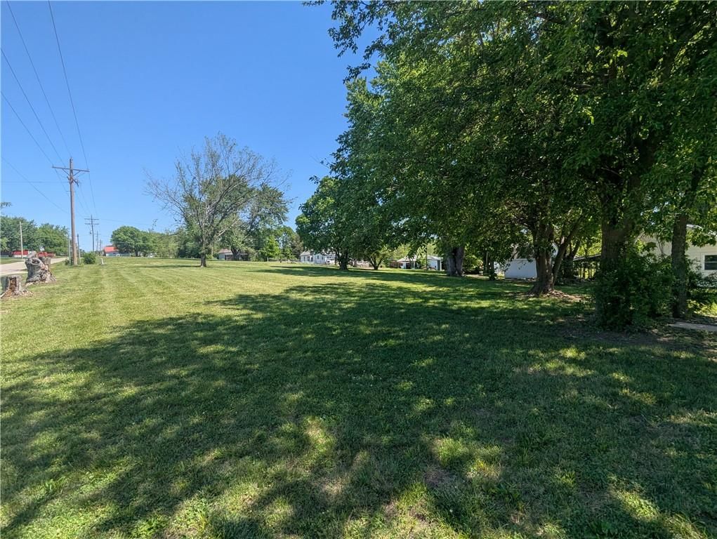 534 W 11th Street — photo 33