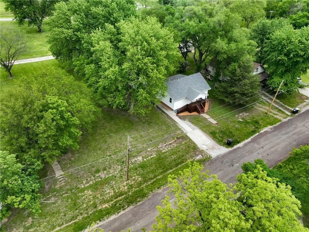 534 W 11th Street — photo 38