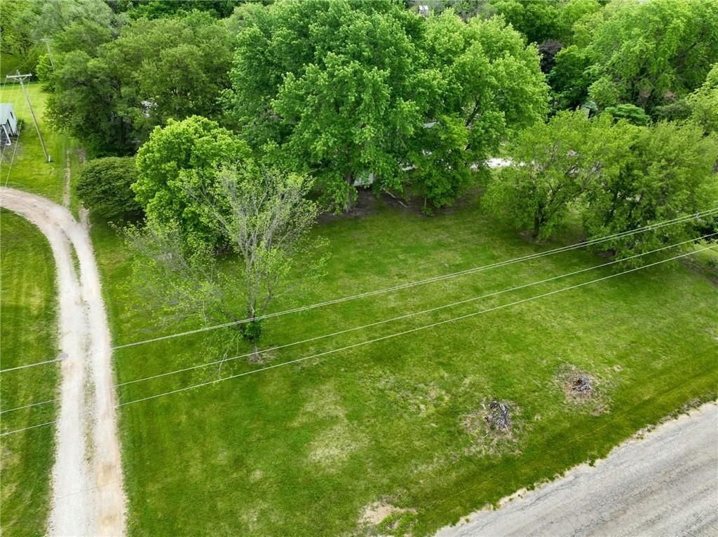 534 W 11th Street — photo 39