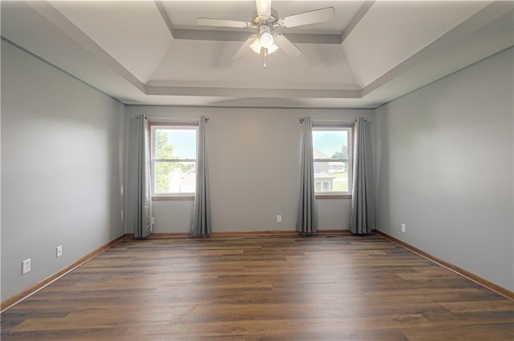 10023 N Willow Avenue — photo 15