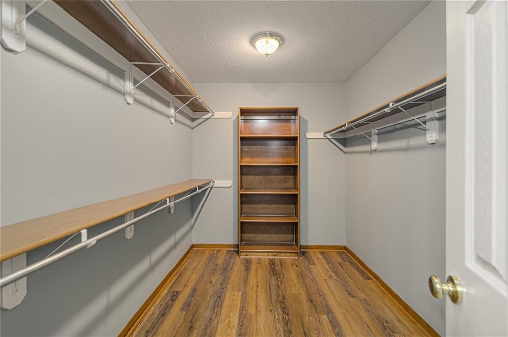 10023 N Willow Avenue — photo 19
