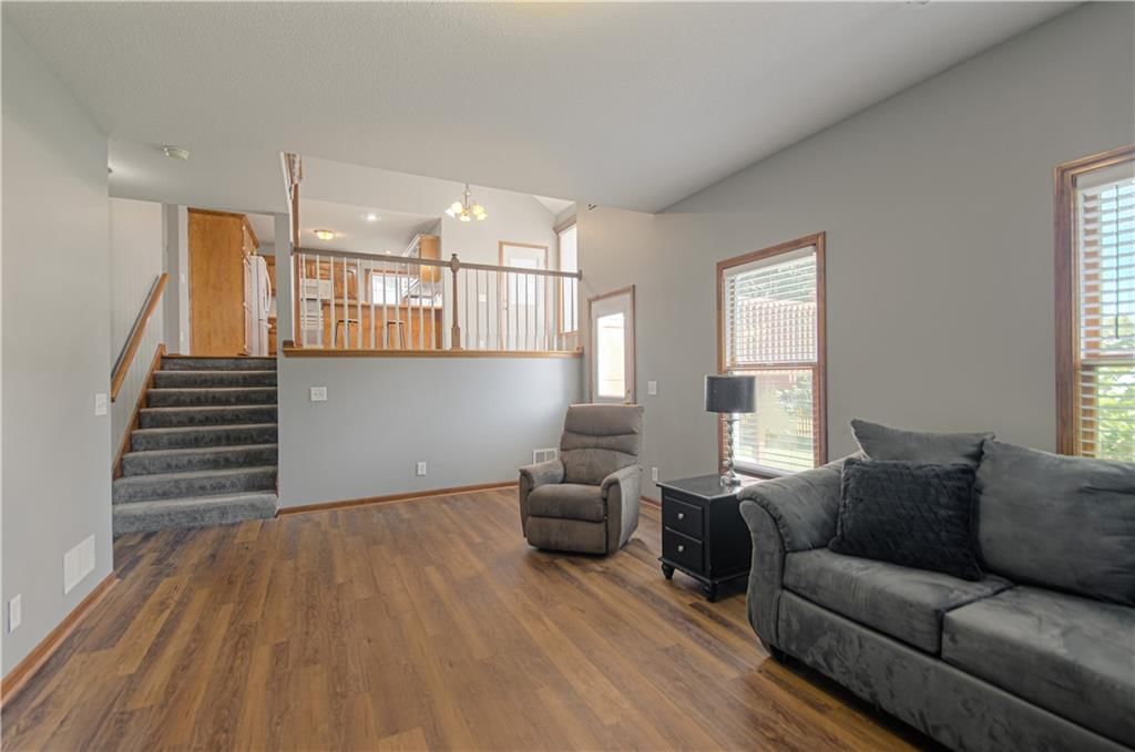 10023 N Willow Avenue — photo 29