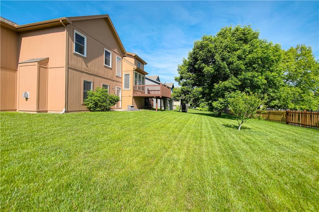 10023 N Willow Avenue — photo 37