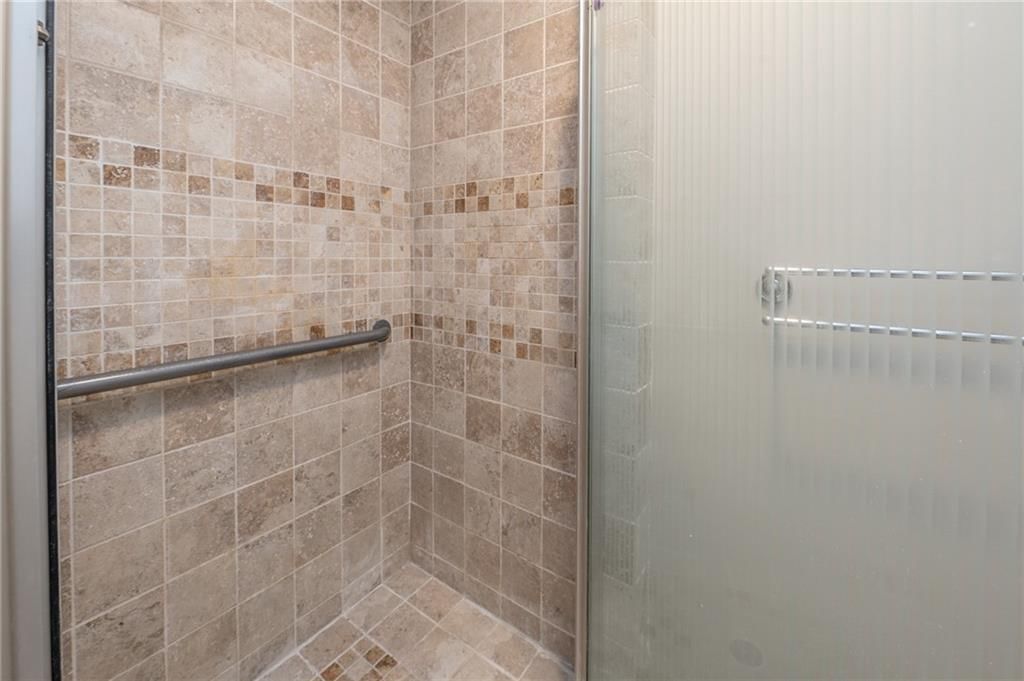 15143 Briarwood Drive — photo 26