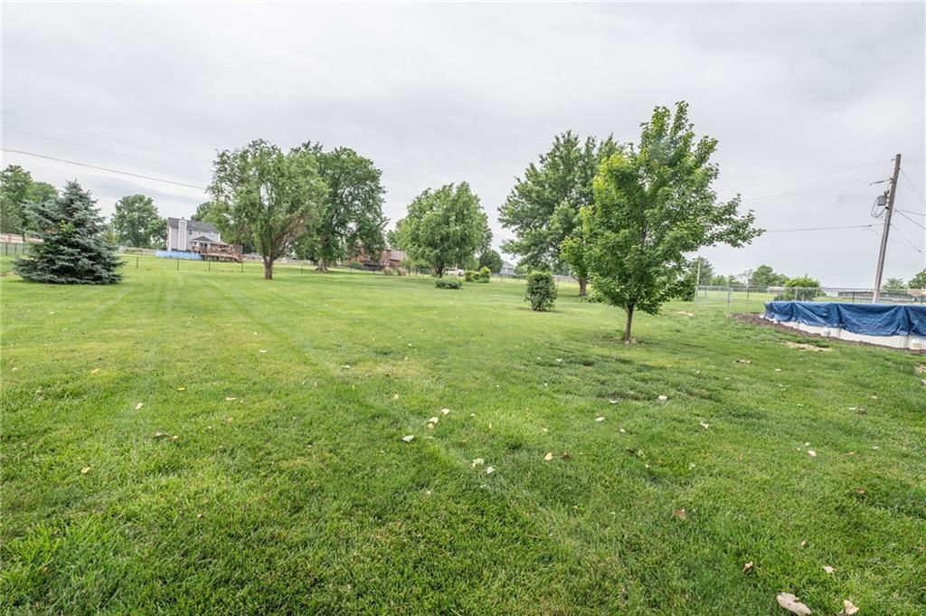 15143 Briarwood Drive — photo 32