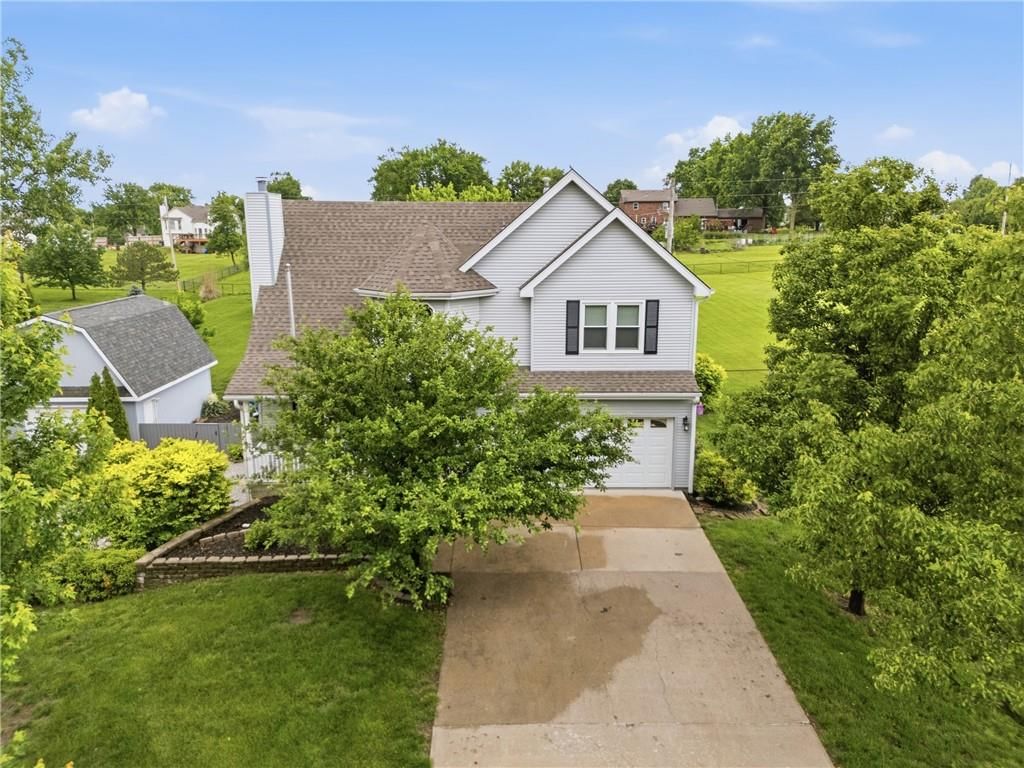 15143 Briarwood Drive — photo 47