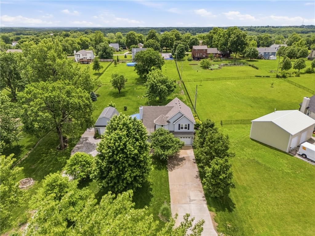 15143 Briarwood Drive — photo 49