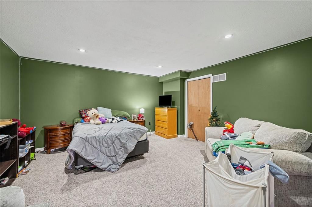435 N Queen Ridge Avenue — photo 19
