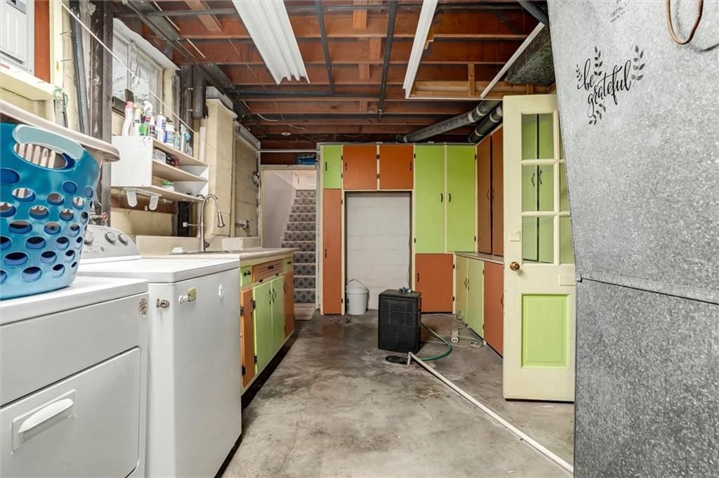 8930 Hardy Street — photo 24