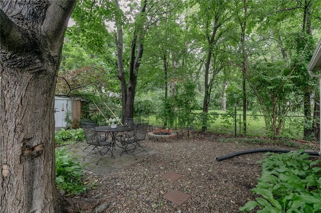8930 Hardy Street — photo 27