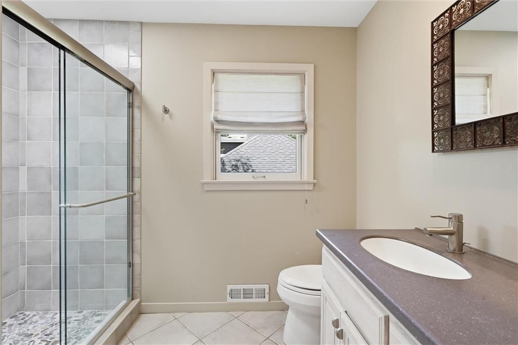 9821 Pembroke Lane — photo 23
