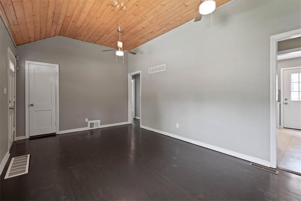 7204 Forest Avenue — photo 6
