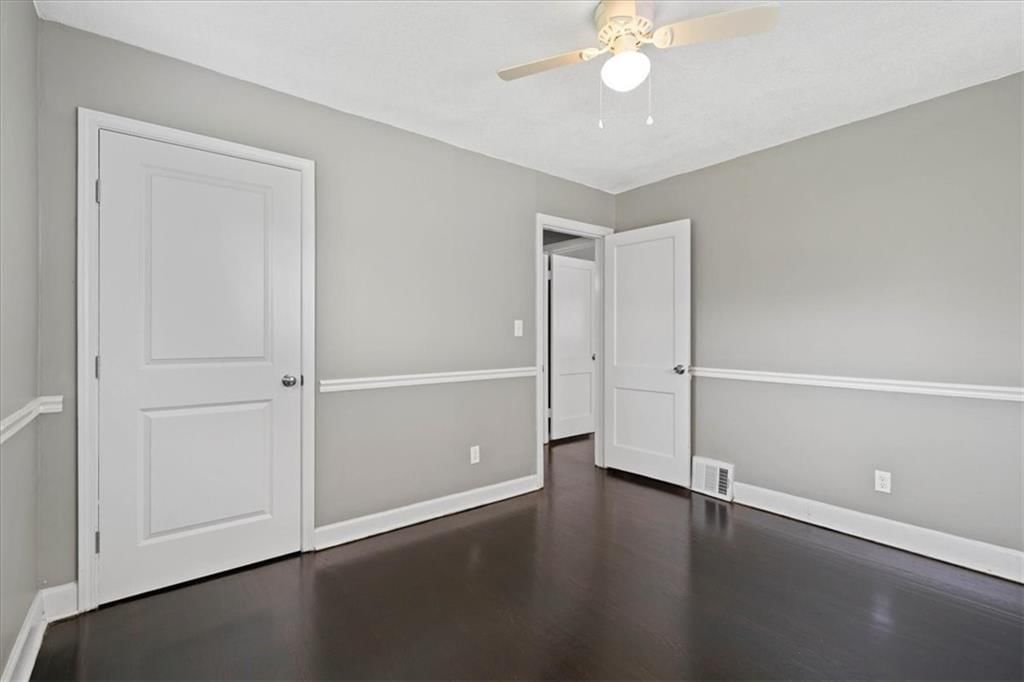 7204 Forest Avenue — photo 12